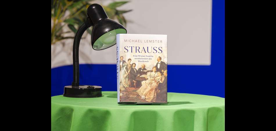 Strauss-1